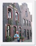 IMG_5403 * 2592 x 1944 * (1.65MB)